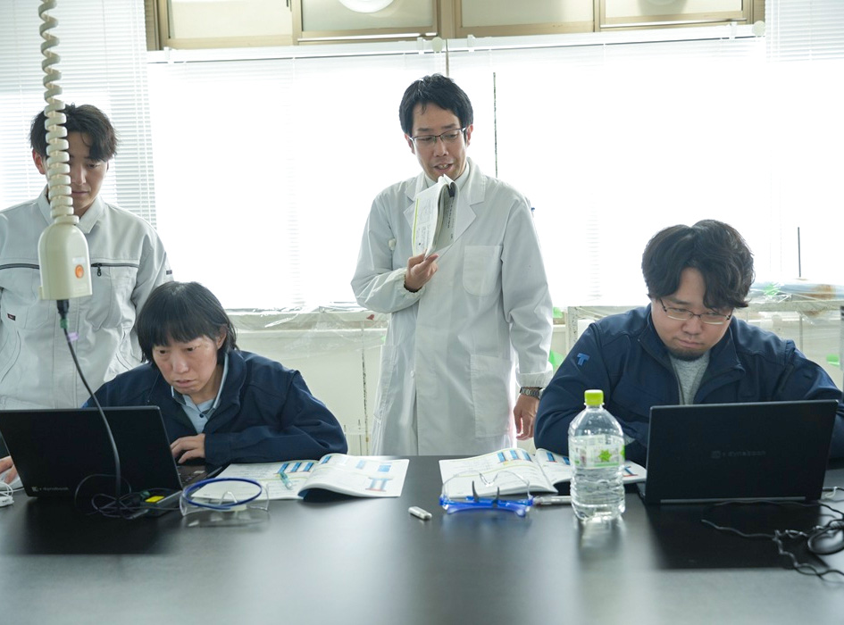 第二回目の教育支援講座を10月24、28日に開催しました。