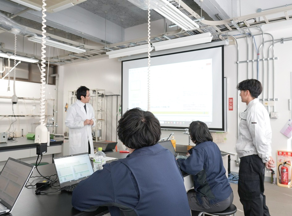 第二回目の教育支援講座を10月24、28日に開催しました。